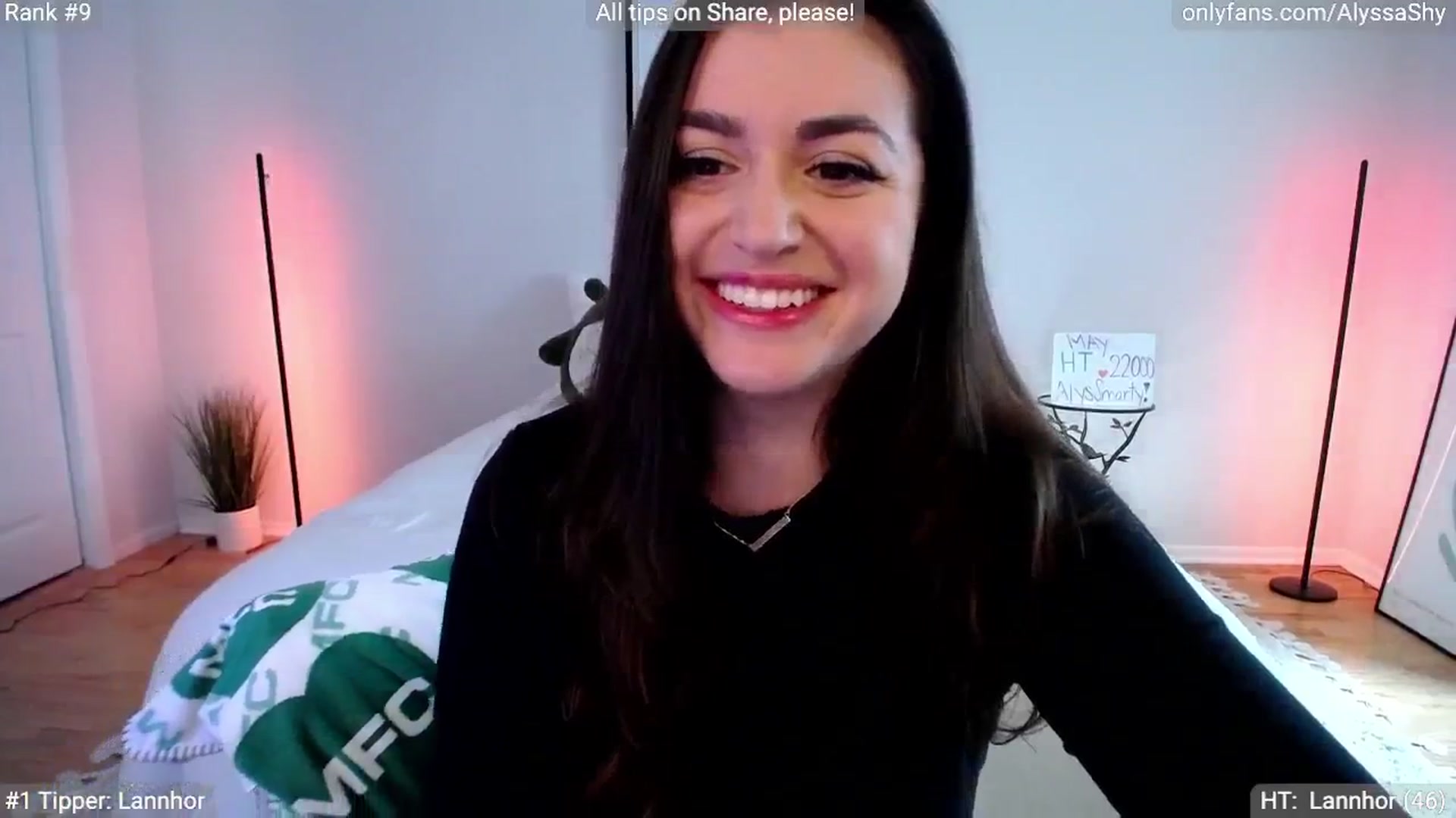 Gallery image thumbnail from AlyssaShy's myfreecams stream on, 05/28/2024, 22:37 image 3 of 20