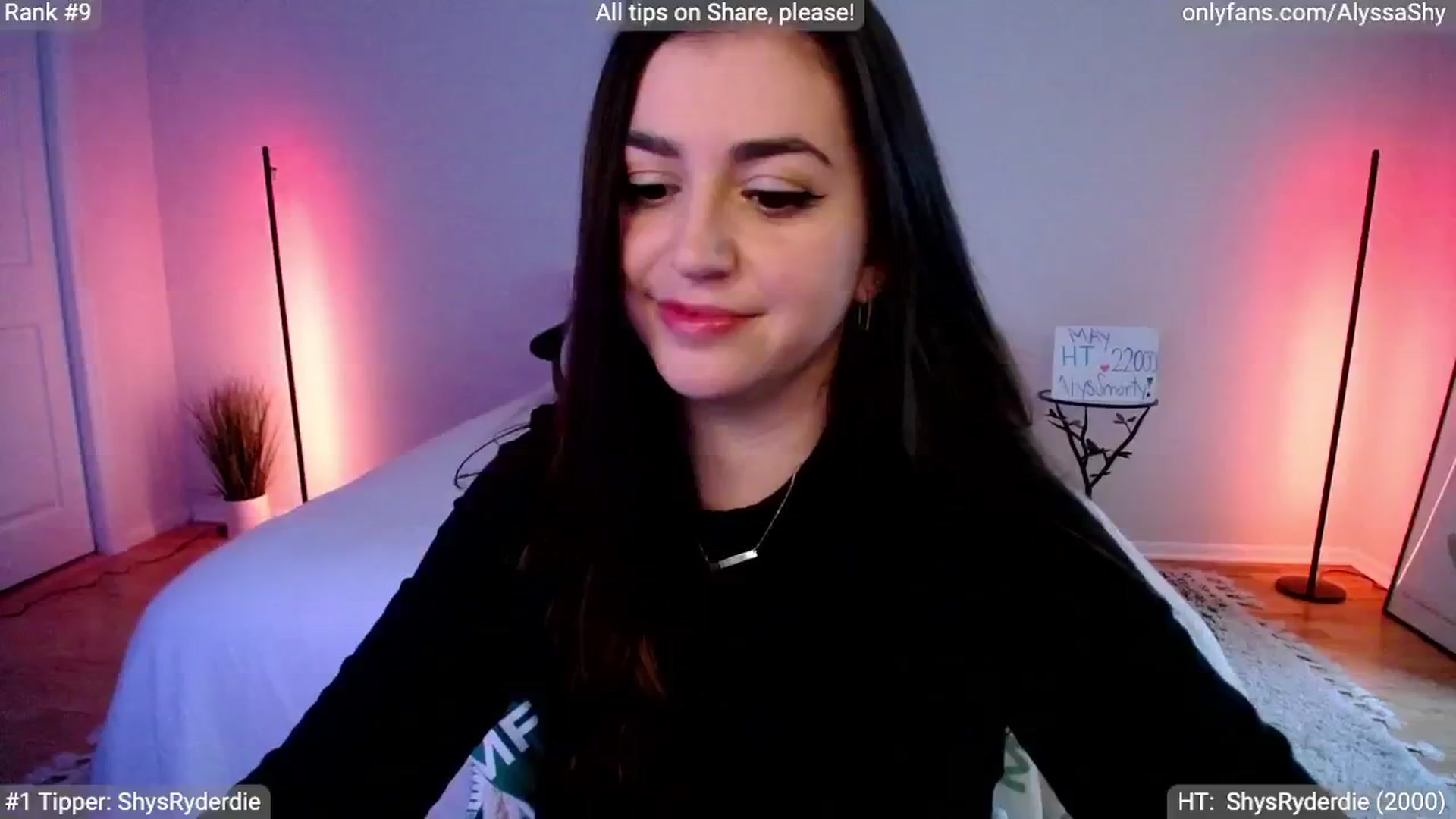 Gallery image thumbnail from AlyssaShy's myfreecams stream on, 05/28/2024, 23:37 image 13 of 20