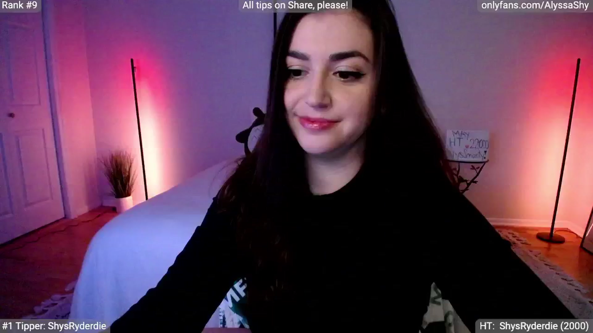 Gallery image thumbnail from AlyssaShy's myfreecams stream on, 05/29/2024, 01:03 image 1 of 20