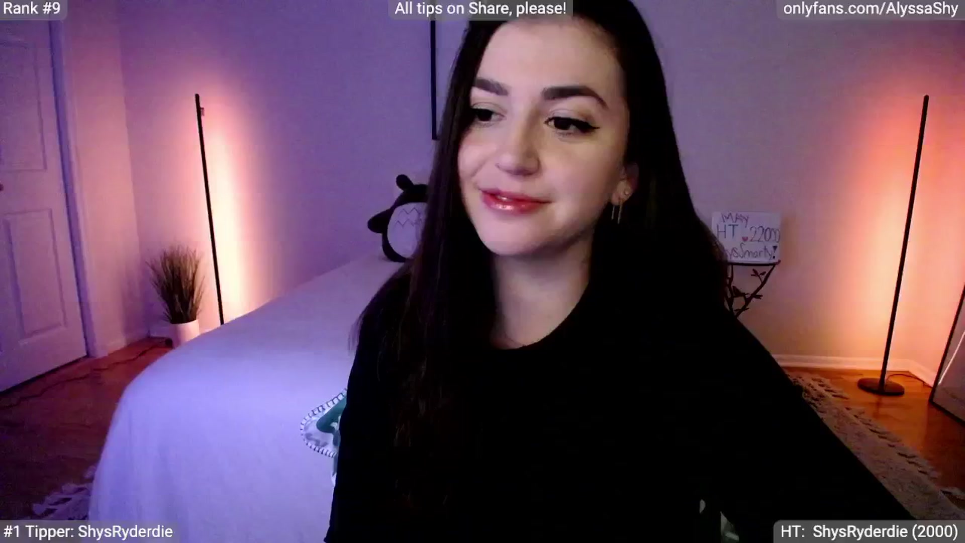 Gallery image thumbnail from AlyssaShy's myfreecams stream on, 05/29/2024, 01:03 image 7 of 20