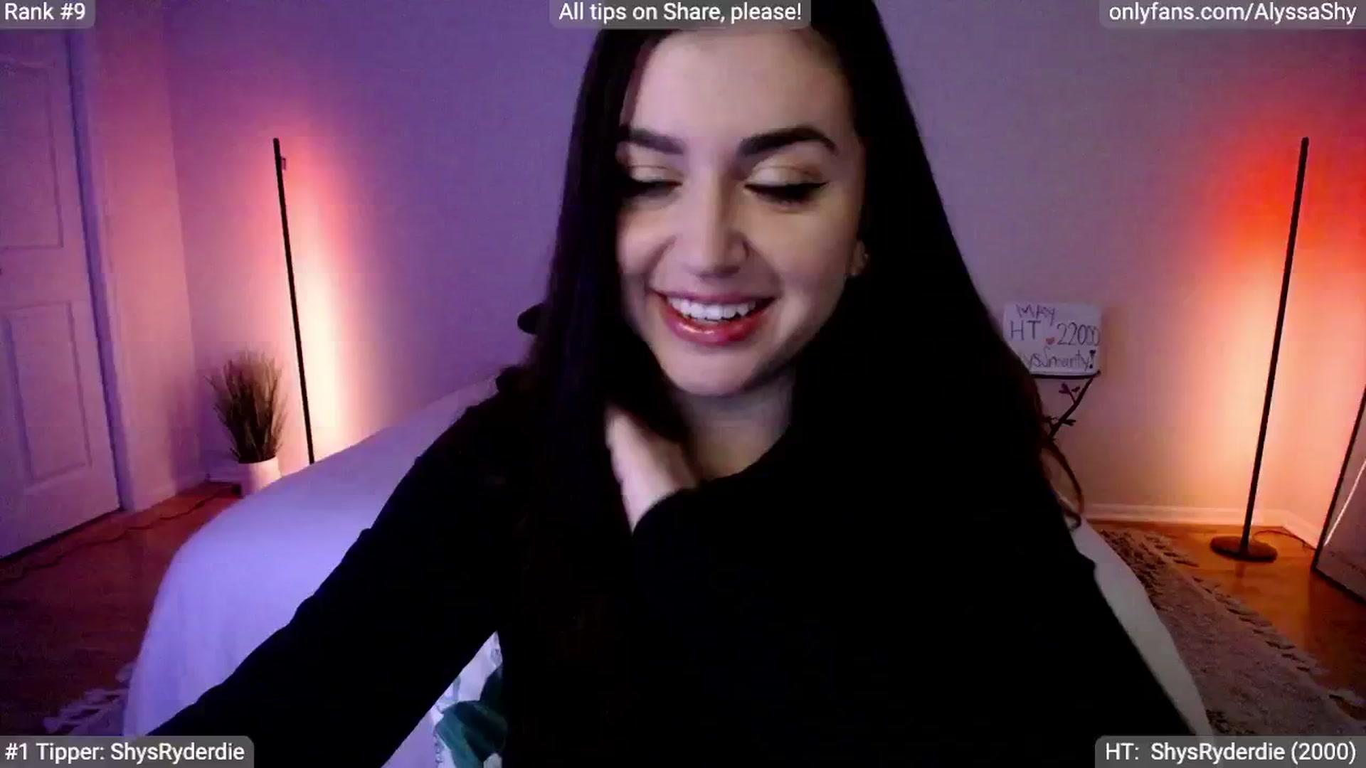 Gallery image thumbnail from AlyssaShy's myfreecams stream on, 05/29/2024, 01:03 image 5 of 20