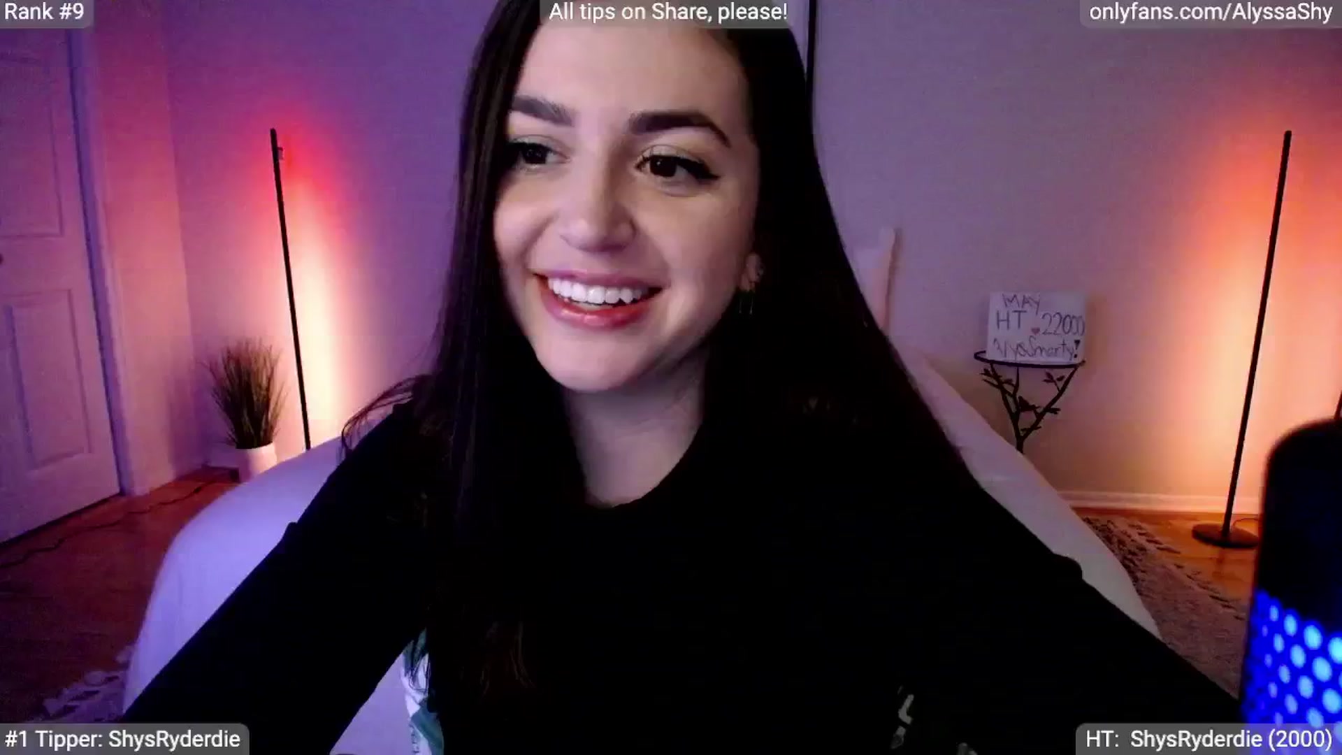Gallery image thumbnail from AlyssaShy's myfreecams stream on, 05/29/2024, 01:03 image 9 of 20