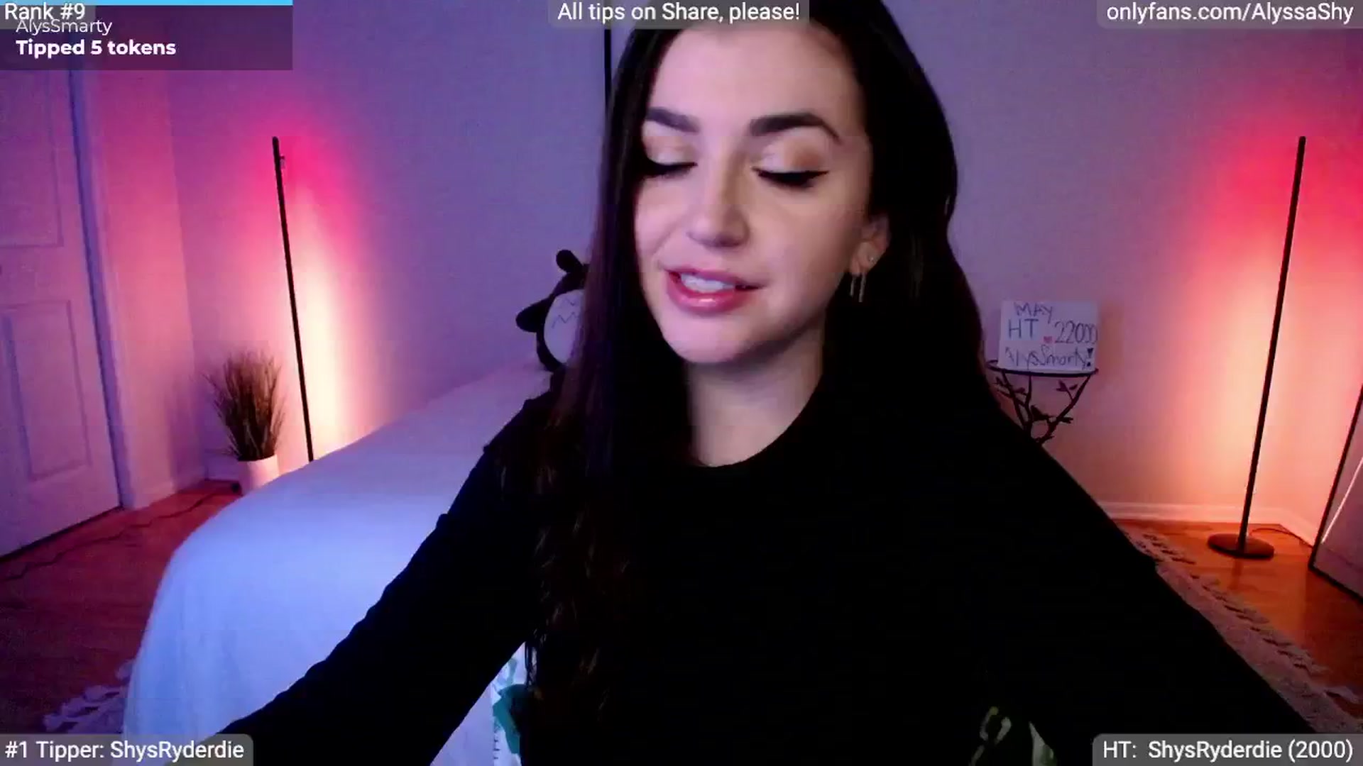 Gallery image thumbnail from AlyssaShy's myfreecams stream on, 05/29/2024, 01:03 image 6 of 20