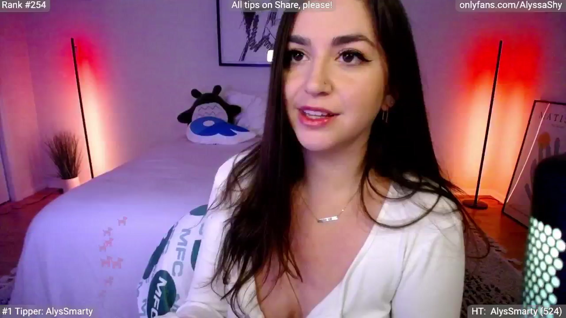 Gallery image thumbnail from AlyssaShy's myfreecams stream on, 06/13/2024, 24:42 image 9 of 20