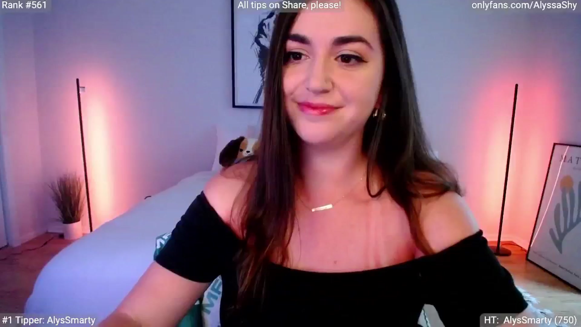 Gallery image thumbnail from AlyssaShy's myfreecams stream on, 06/20/2024, 22:45 image 7 of 20