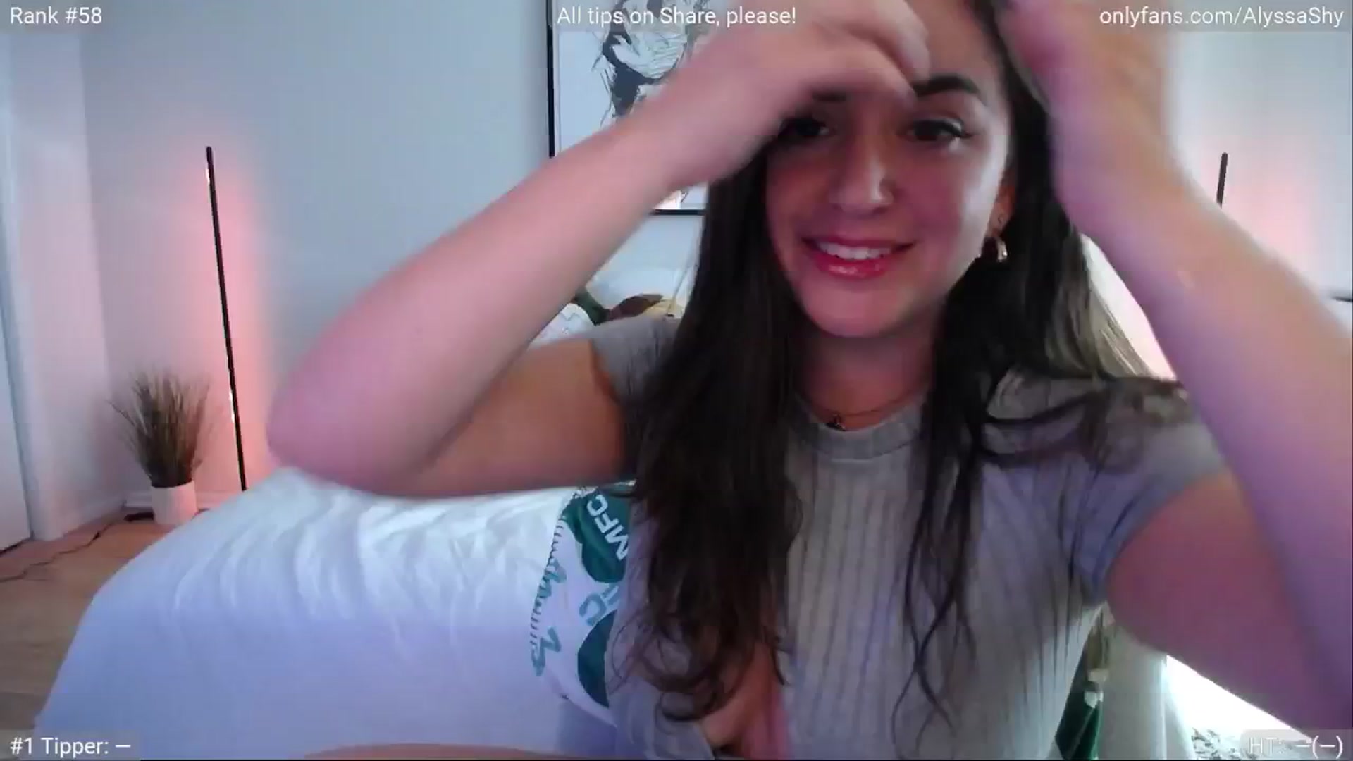 Gallery image thumbnail from AlyssaShy's myfreecams stream on, 07/17/2024, 21:42 image 1 of 20