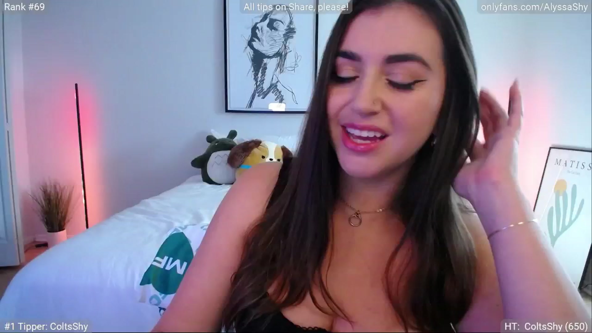 Gallery image thumbnail from AlyssaShy's myfreecams stream on, 07/19/2024, 21:16 image 18 of 20