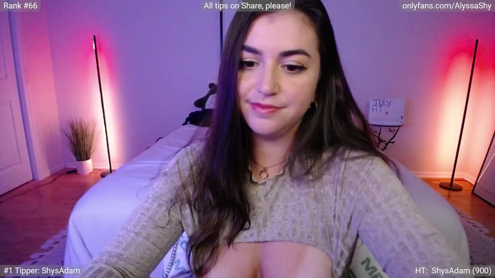 Gallery image thumbnail from AlyssaShy's myfreecams stream on, 08/07/2024, 23:40 image 20 of 20
