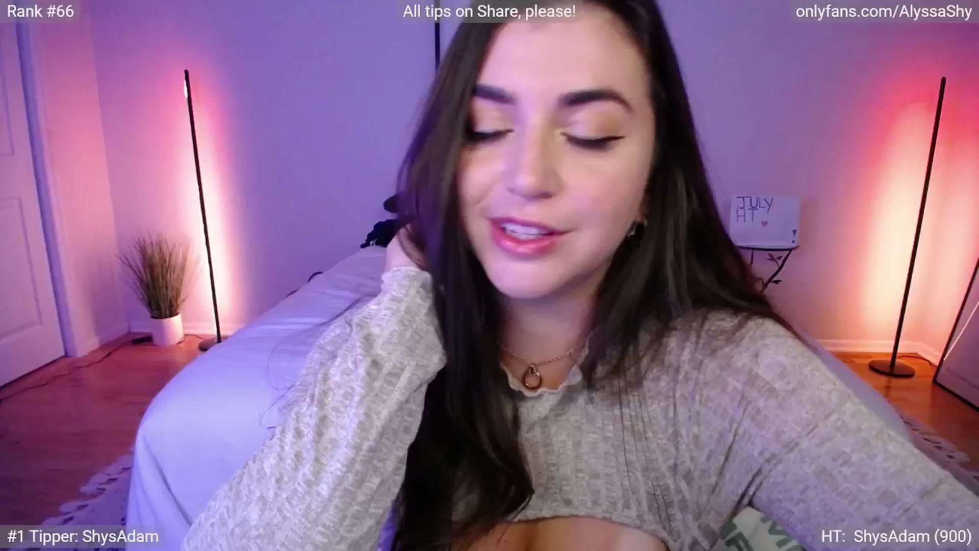 Gallery image thumbnail from AlyssaShy's myfreecams stream on, 08/07/2024, 23:40 image 19 of 20