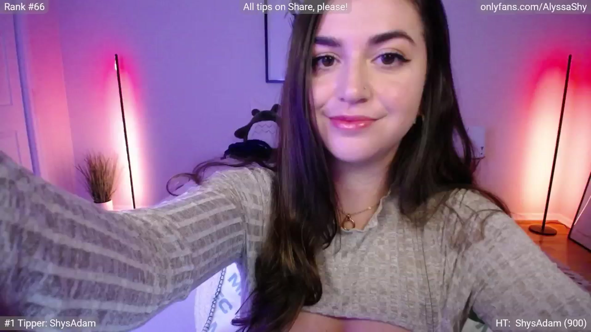 Gallery image thumbnail from AlyssaShy's myfreecams stream on, 08/07/2024, 23:40 image 13 of 20