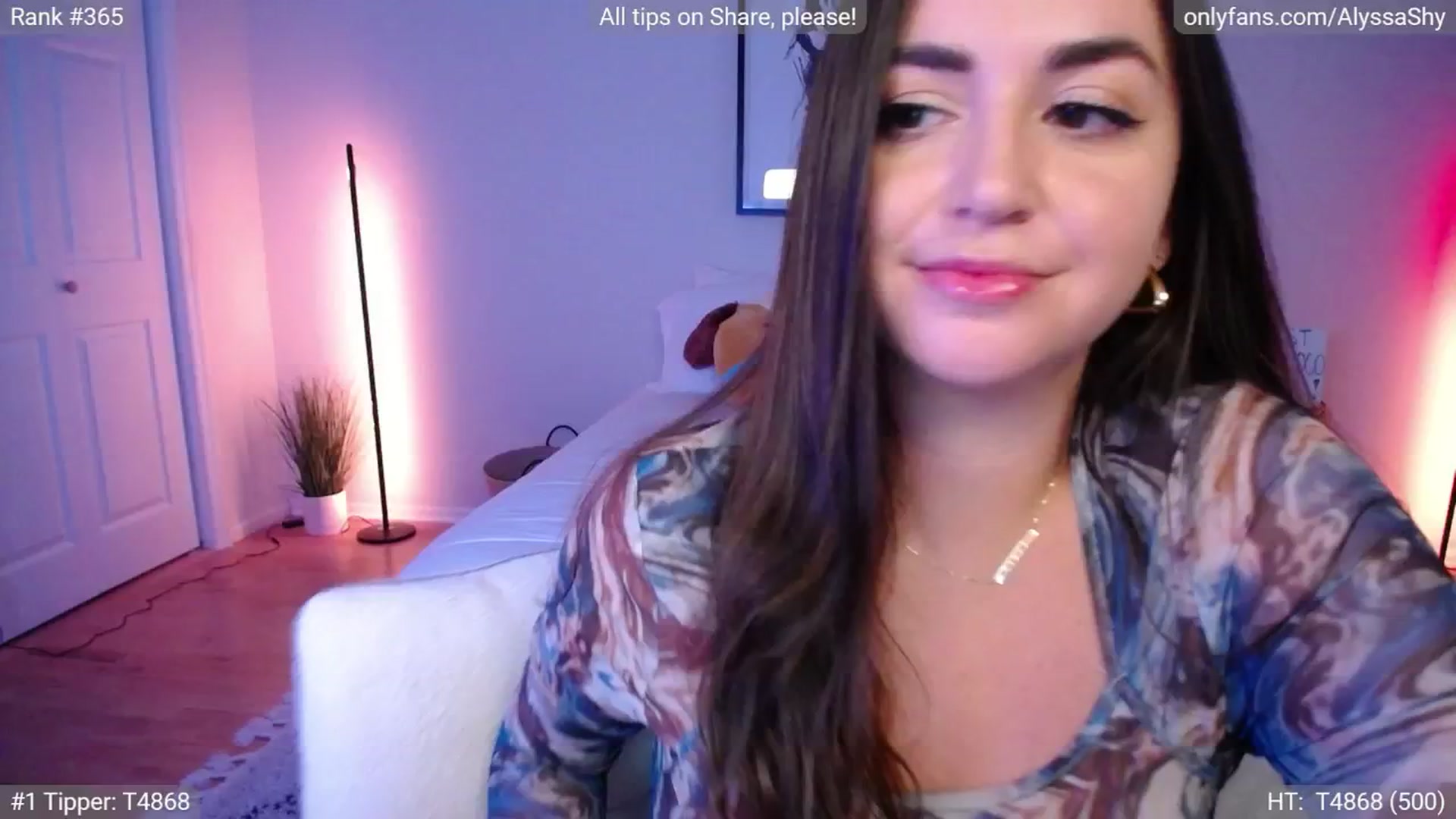 Gallery image thumbnail from AlyssaShy's myfreecams stream on, 09/17/2024, 22:44 image 7 of 20
