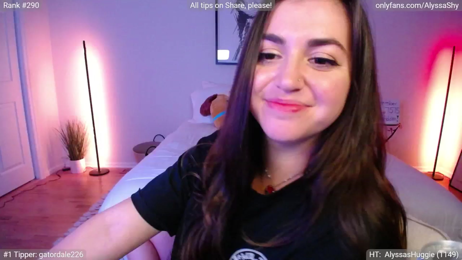 Gallery image thumbnail from AlyssaShy's myfreecams stream on, 09/21/2024, 06:16 image 20 of 20