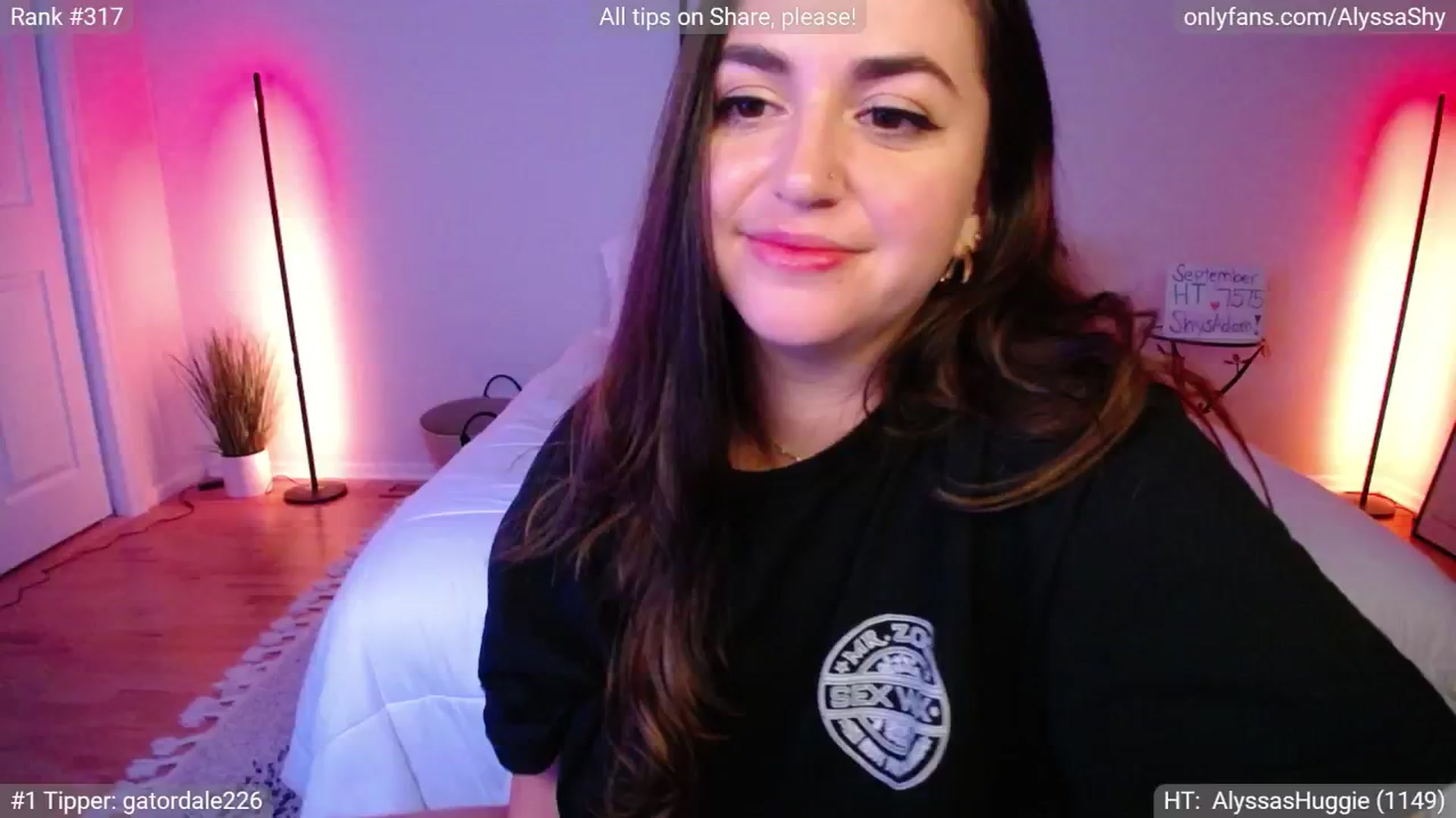 Gallery image thumbnail from AlyssaShy's myfreecams stream on, 09/21/2024, 06:16 image 17 of 20