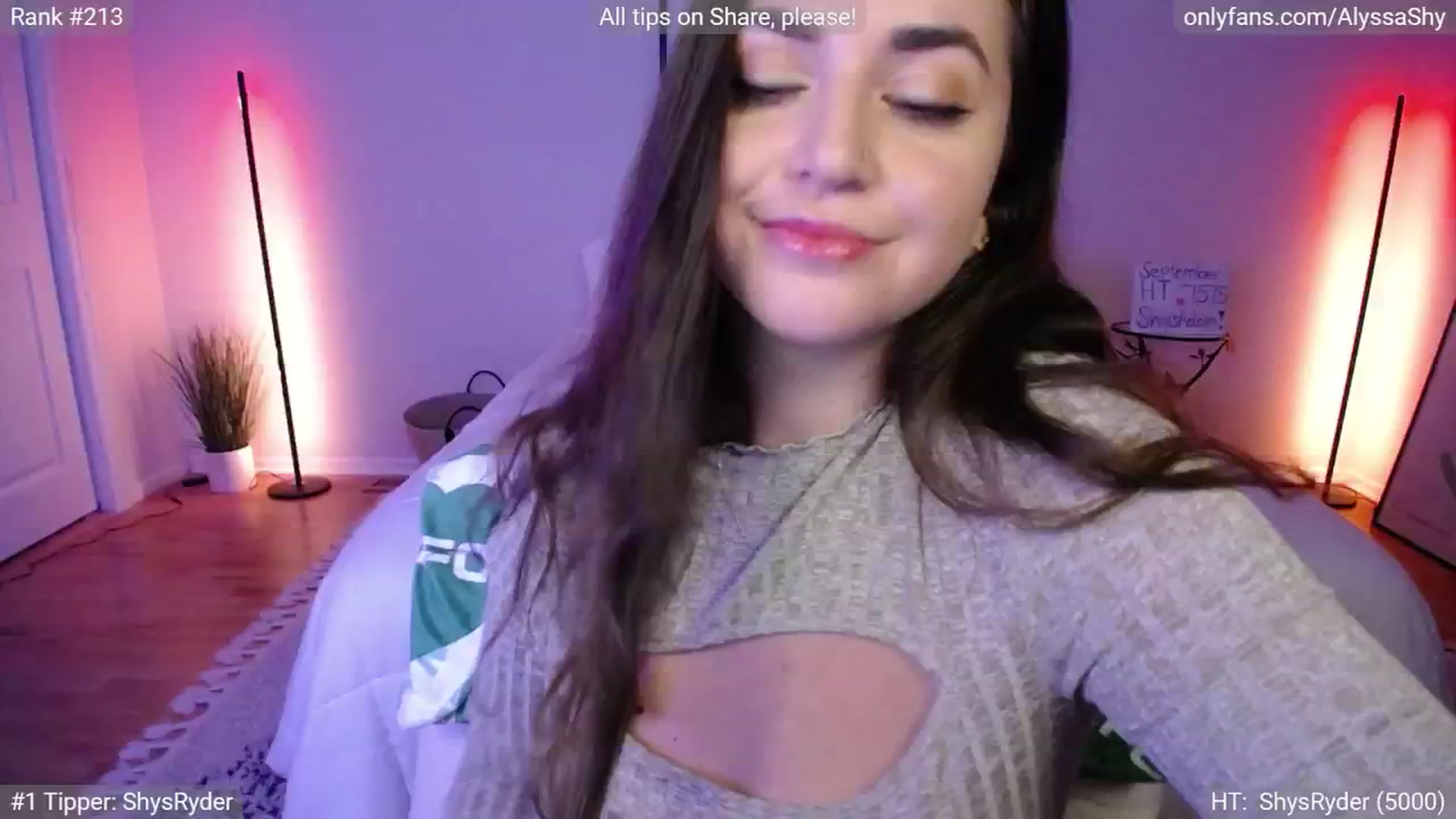 Gallery image thumbnail from AlyssaShy's myfreecams stream on, 09/24/2024, 23:39 image 14 of 20