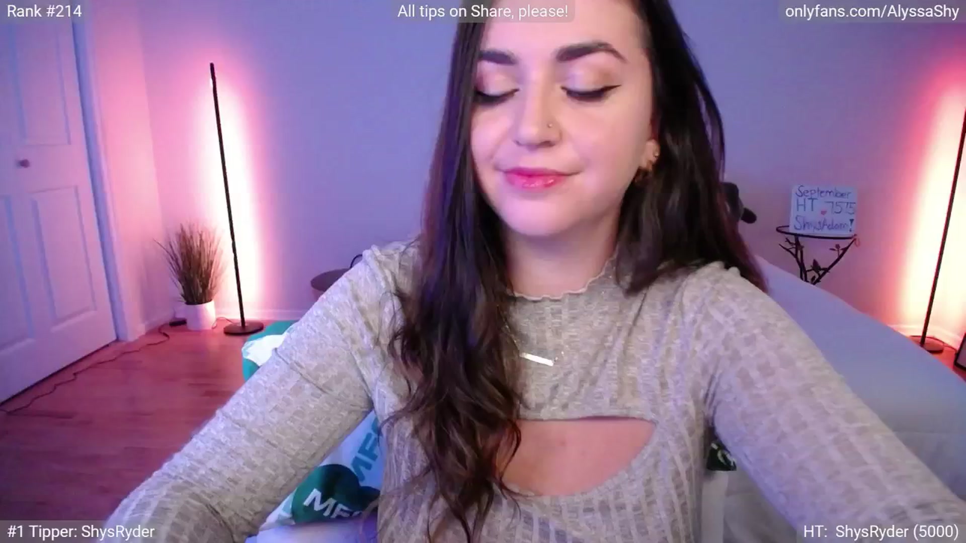 Gallery image thumbnail from AlyssaShy's myfreecams stream on, 09/24/2024, 23:39 image 4 of 20