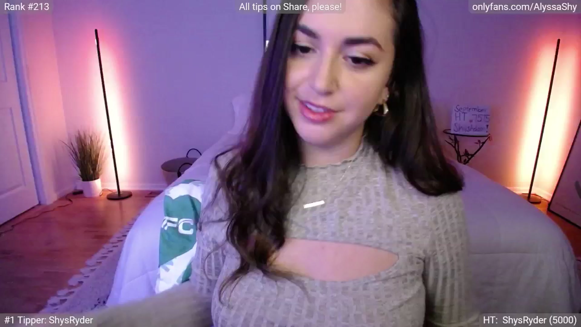 Gallery image thumbnail from AlyssaShy's myfreecams stream on, 09/24/2024, 23:39 image 15 of 20