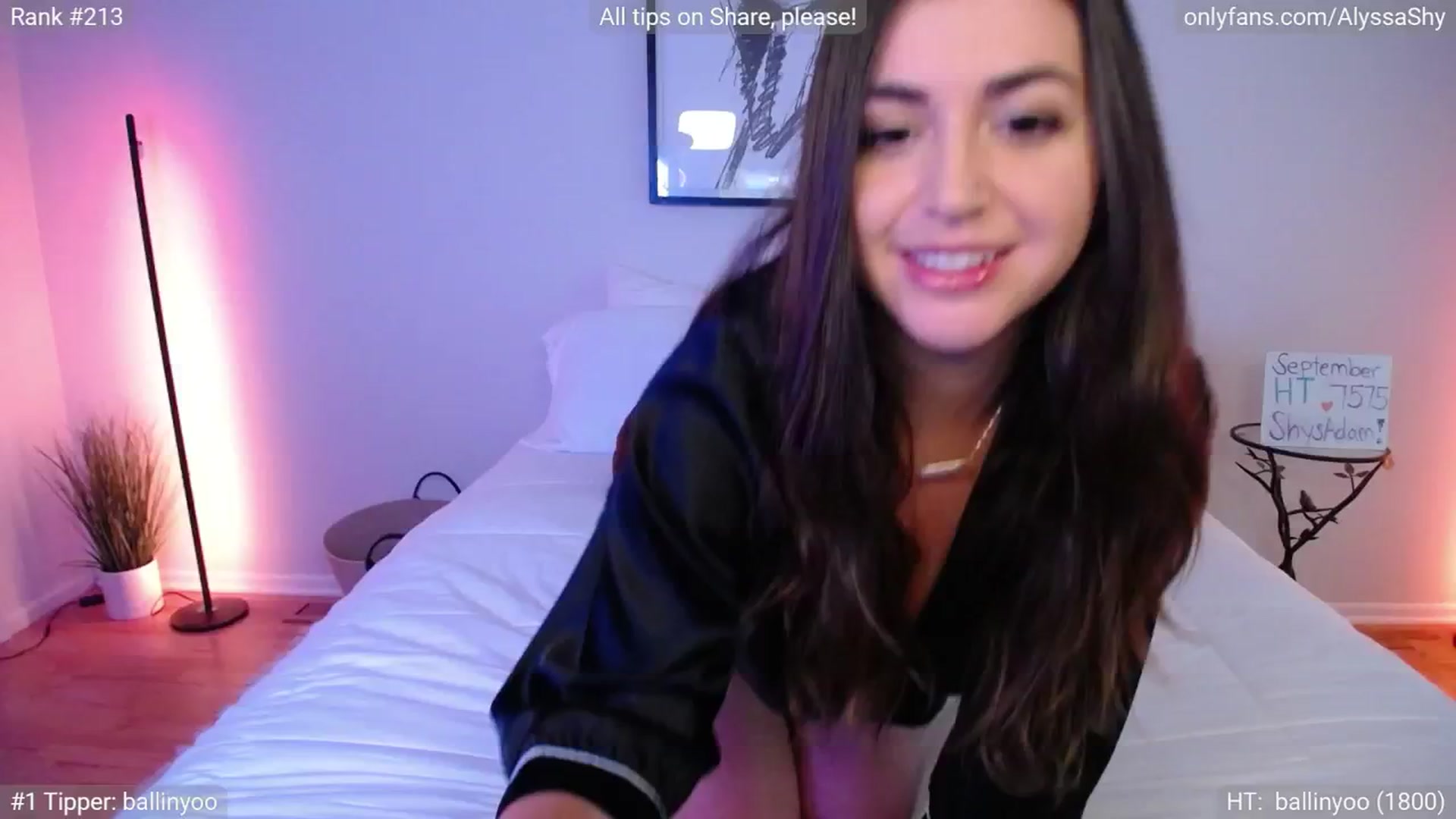 Gallery image thumbnail from AlyssaShy's myfreecams stream on, 09/25/2024, 21:38 image 14 of 20