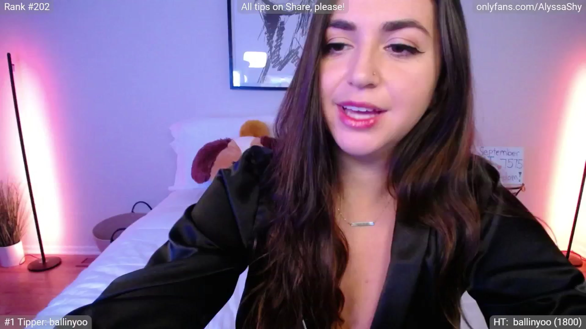 Gallery image thumbnail from AlyssaShy's myfreecams stream on, 09/25/2024, 23:25 image 3 of 20
