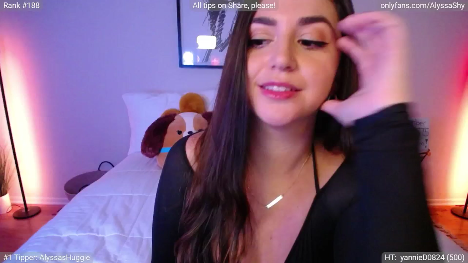 Gallery image thumbnail from AlyssaShy's myfreecams stream on, 09/26/2024, 23:53 image 18 of 20