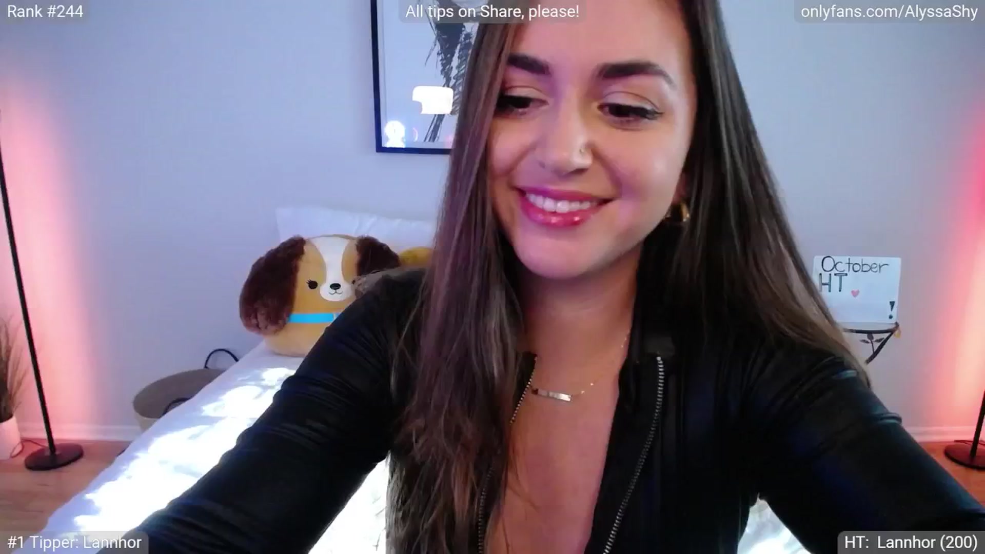 Gallery image thumbnail from AlyssaShy's myfreecams stream on, 10/02/2024, 21:54 image 11 of 20