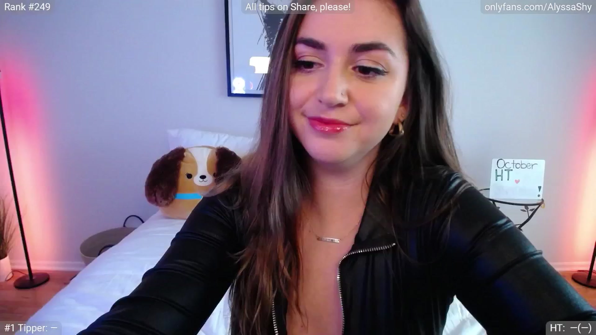 Gallery image thumbnail from AlyssaShy's myfreecams stream on, 10/02/2024, 21:54 image 4 of 20