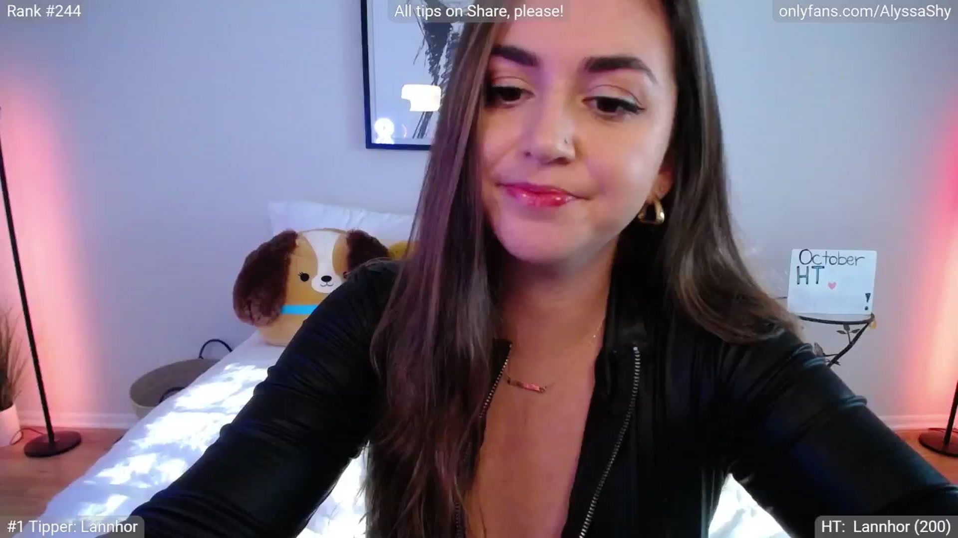 Gallery image thumbnail from AlyssaShy's myfreecams stream on, 10/02/2024, 21:54 image 10 of 20
