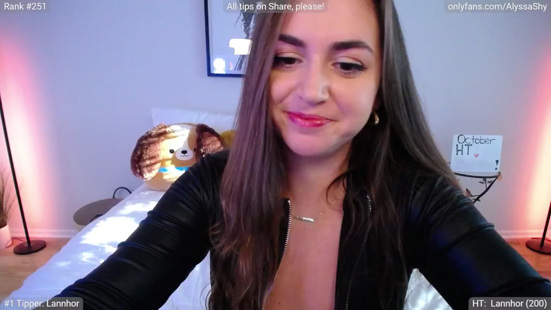 Gallery image thumbnail from AlyssaShy's myfreecams stream on, 10/02/2024, 21:54 image 16 of 20