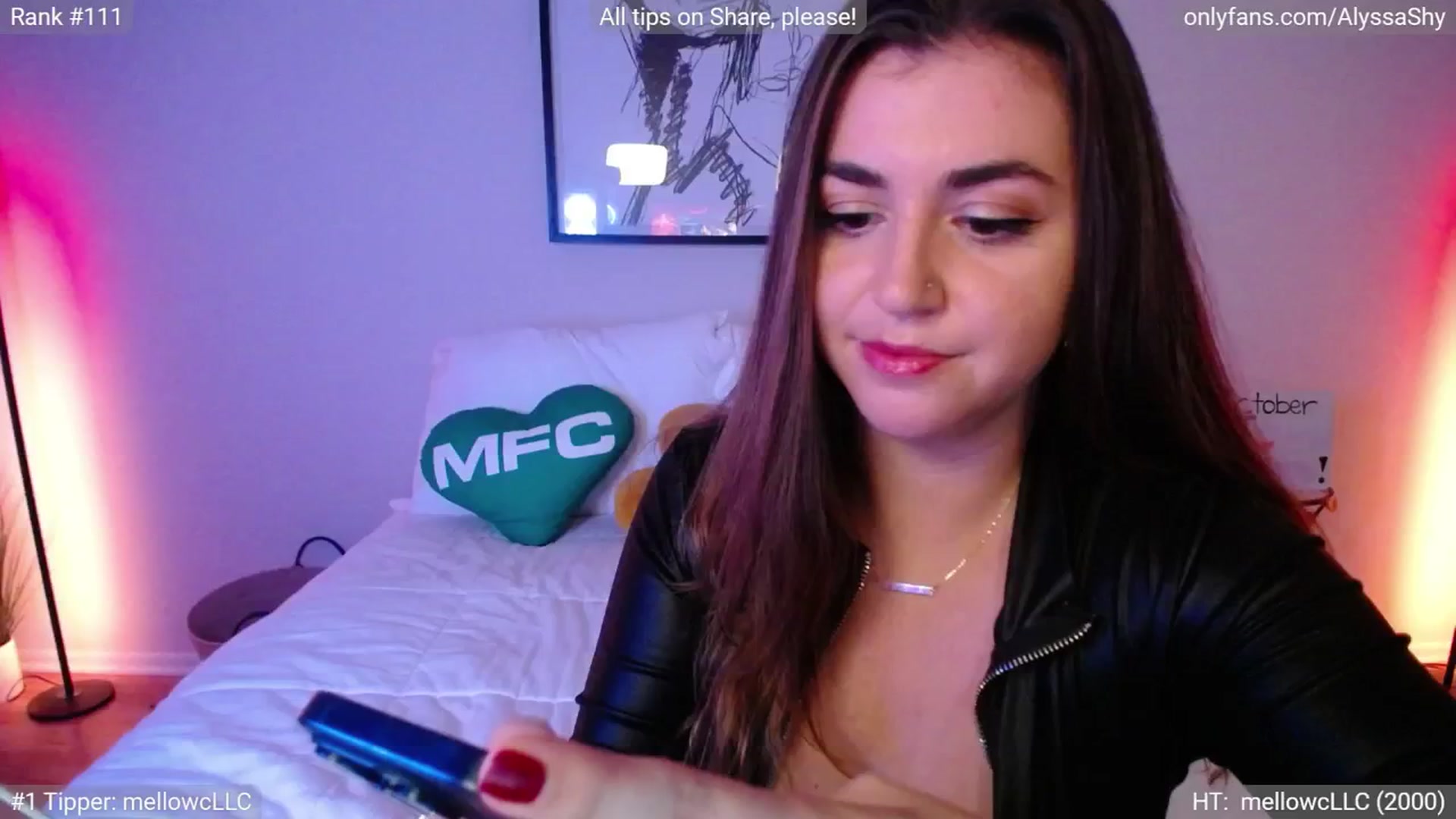 Gallery image thumbnail from AlyssaShy's myfreecams stream on, 10/03/2024, 24:49 image 9 of 20