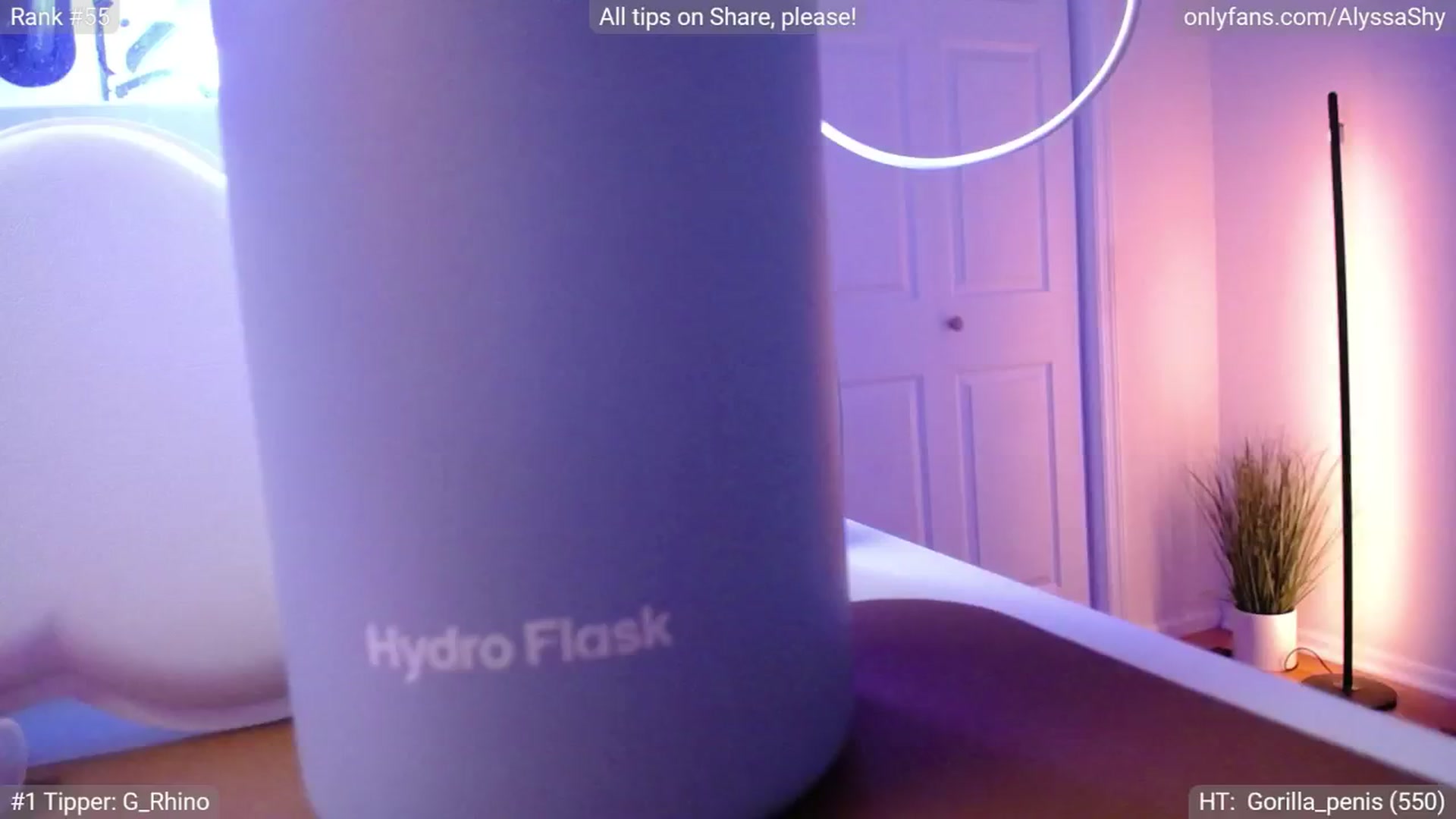 Gallery image thumbnail from AlyssaShy's myfreecams stream on, 10/09/2024, 23:30 image 12 of 20