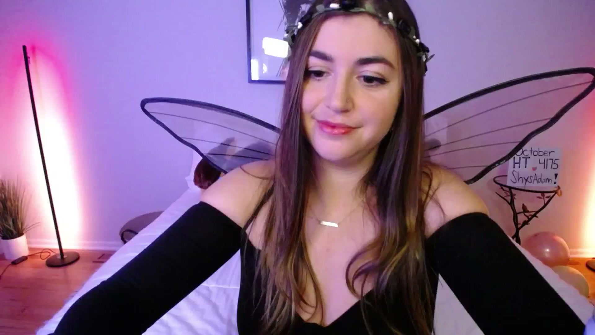 Gallery image thumbnail from AlyssaShy's myfreecams stream on, 10/13/2024, 04:17 image 8 of 20