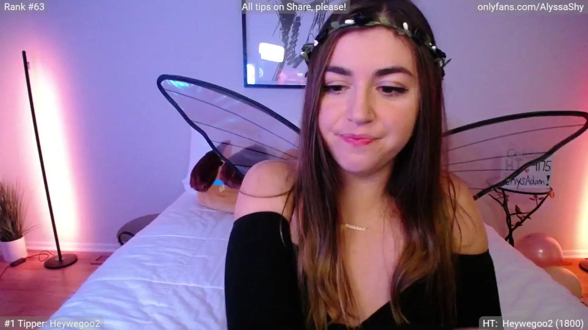 Gallery image thumbnail from AlyssaShy's myfreecams stream on, 10/13/2024, 04:17 image 9 of 20
