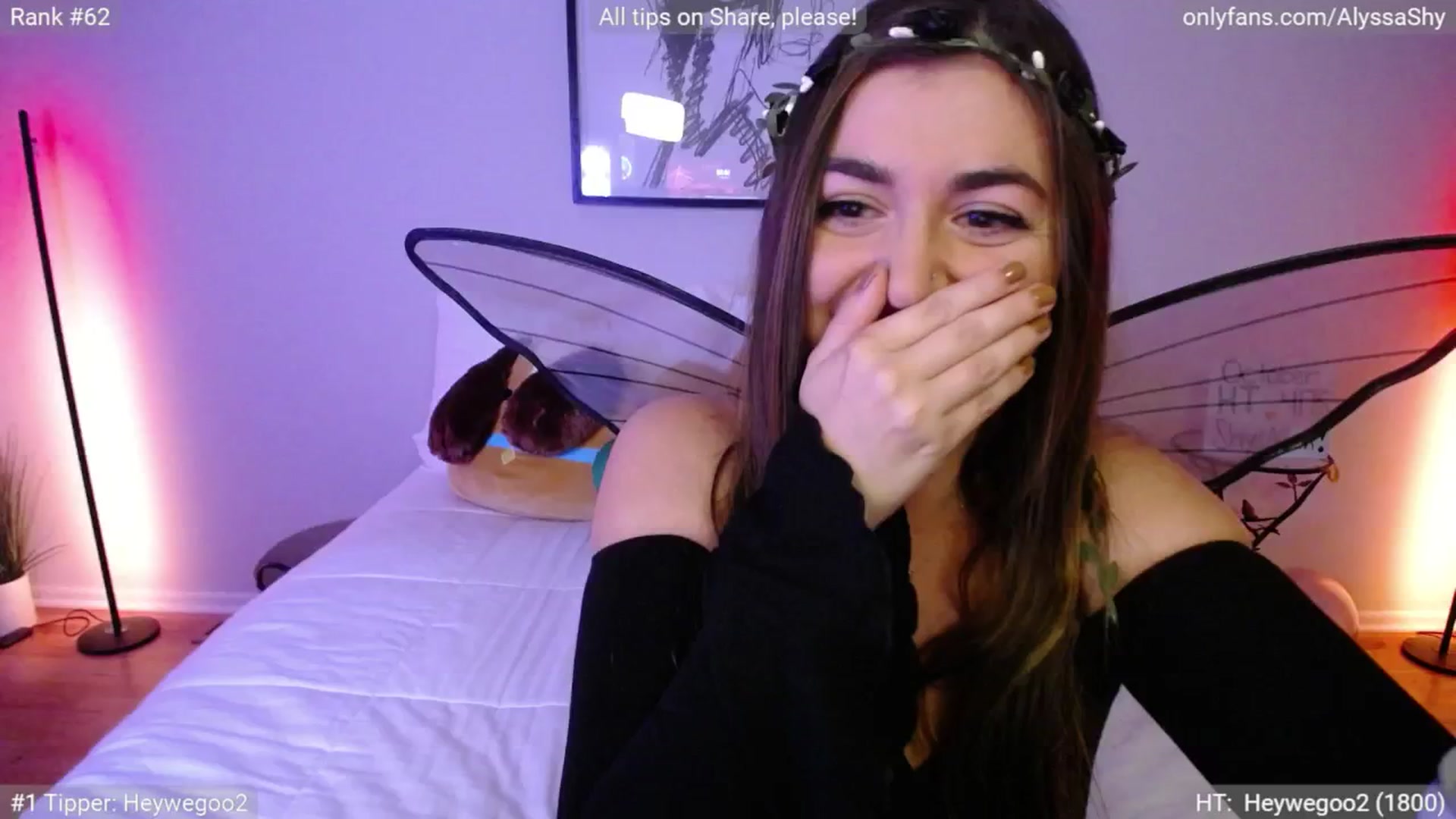 Gallery image thumbnail from AlyssaShy's myfreecams stream on, 10/13/2024, 04:17 image 13 of 20