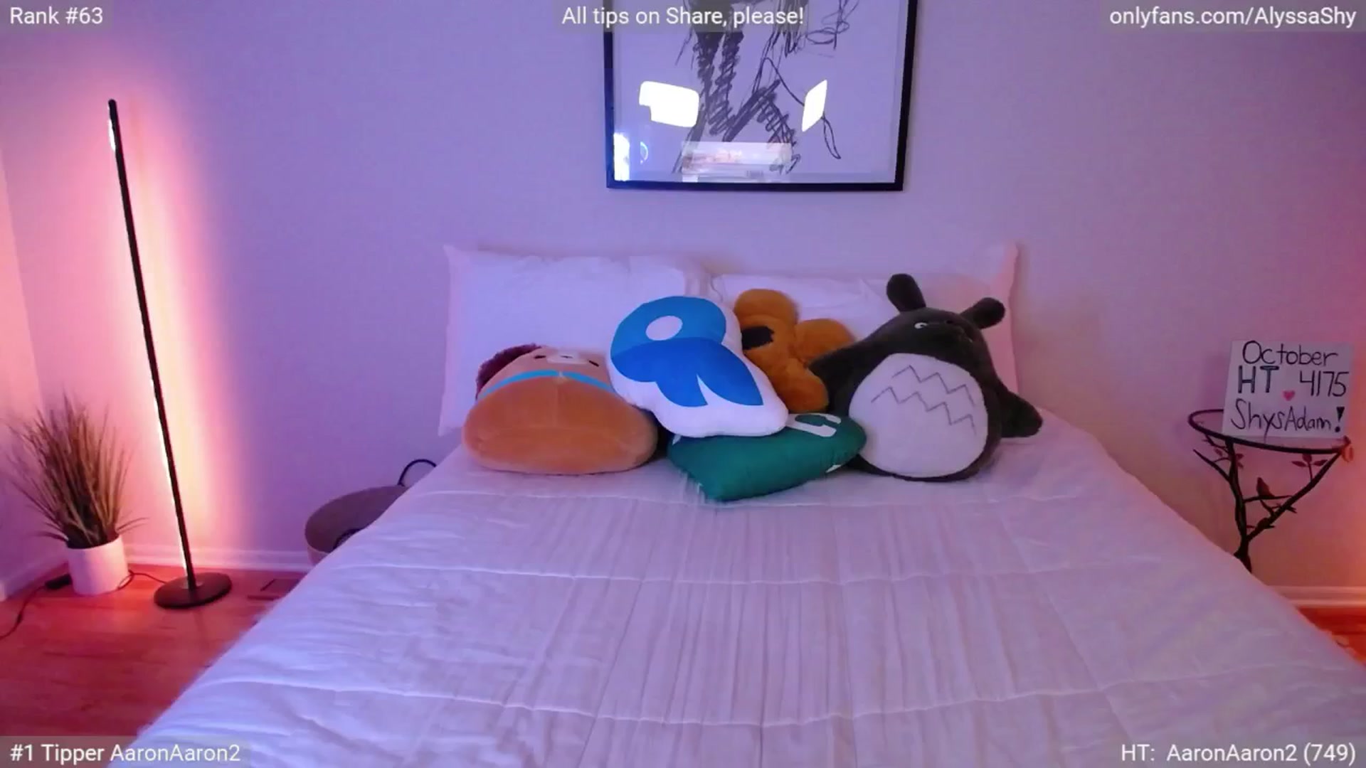 Gallery image thumbnail from AlyssaShy's myfreecams stream on, 10/19/2024, 01:00 image 6 of 20