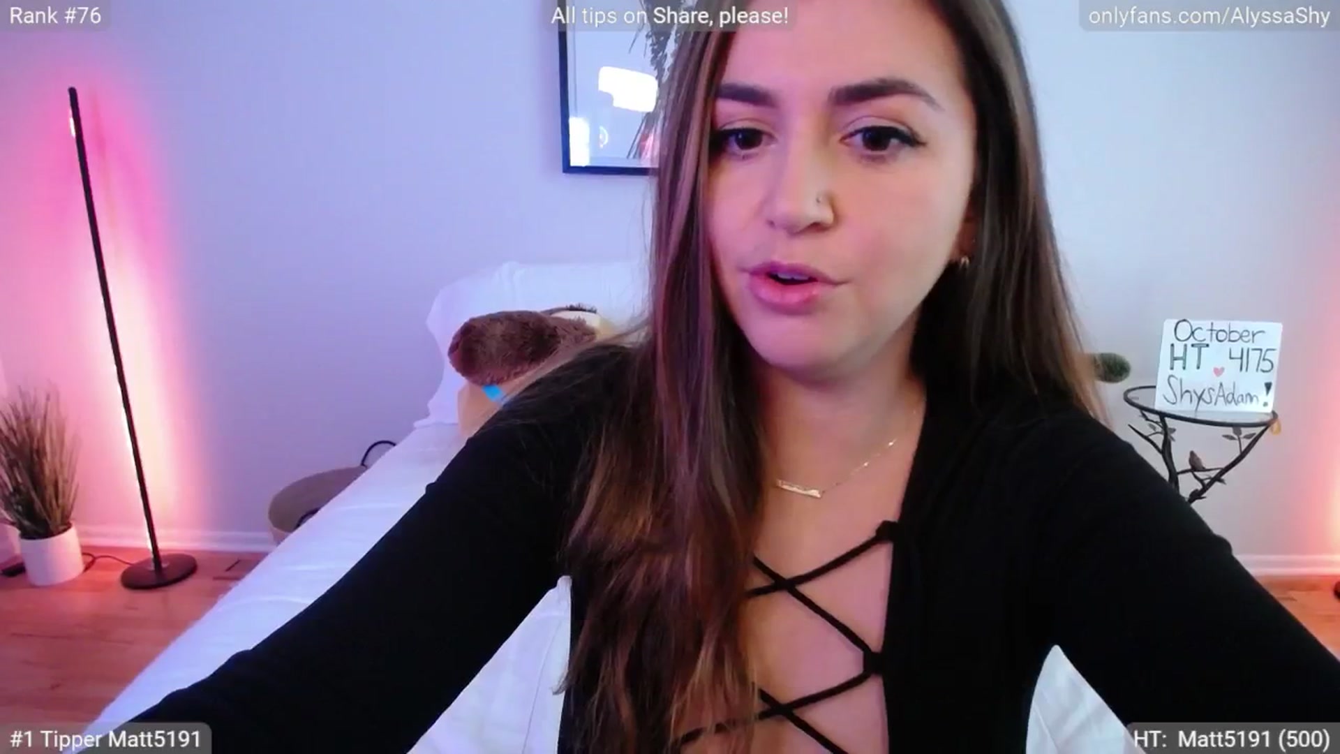 Gallery image thumbnail from AlyssaShy's myfreecams stream on, 10/23/2024, 18:05 image 17 of 20