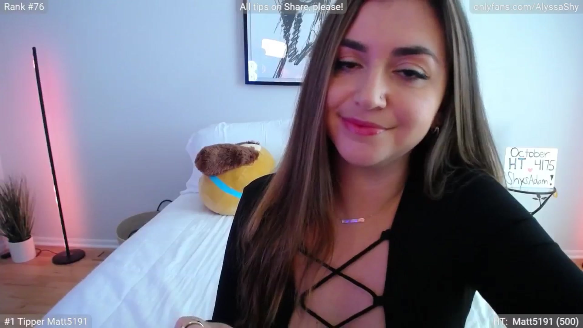 Gallery image thumbnail from AlyssaShy's myfreecams stream on, 10/23/2024, 18:43 image 18 of 20