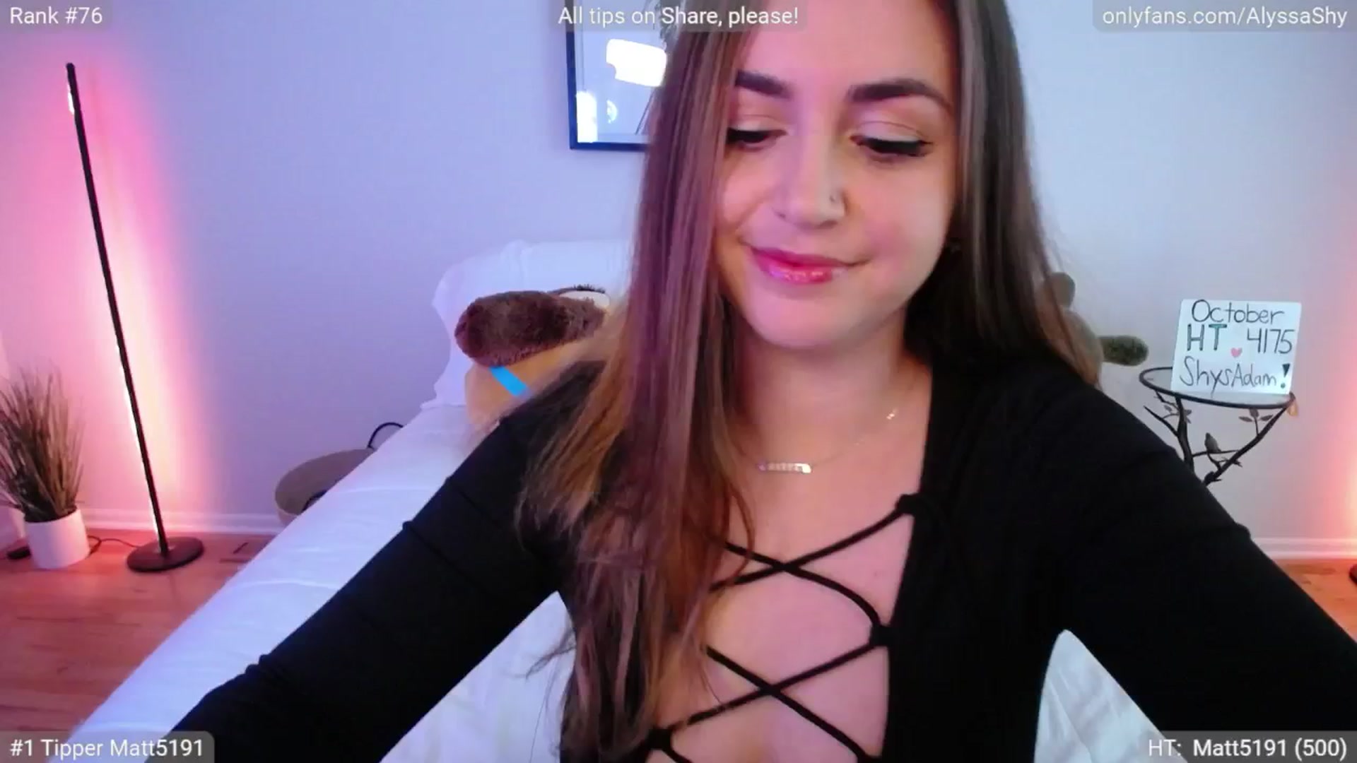 Gallery image thumbnail from AlyssaShy's myfreecams stream on, 10/23/2024, 18:43 image 9 of 20
