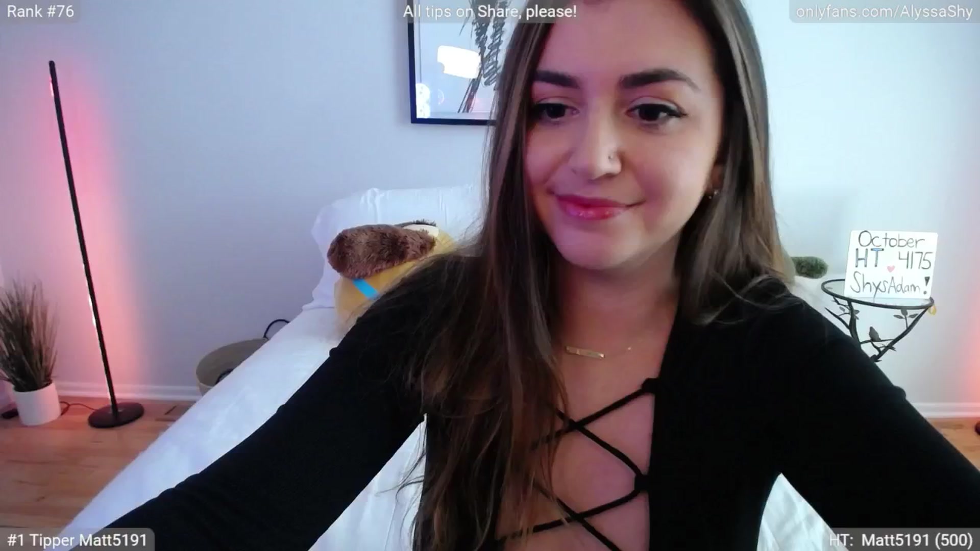 Gallery image thumbnail from AlyssaShy's myfreecams stream on, 10/23/2024, 18:43 image 6 of 20