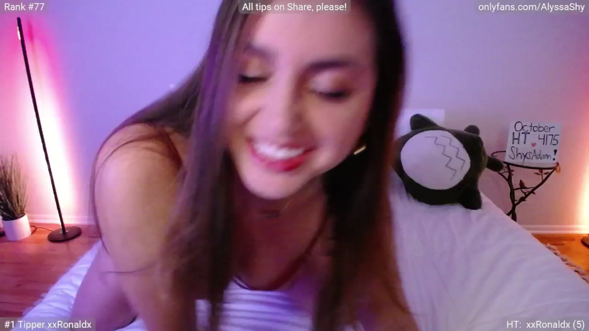 Gallery image thumbnail from AlyssaShy's myfreecams stream on, 10/24/2024, 22:12 image 9 of 20