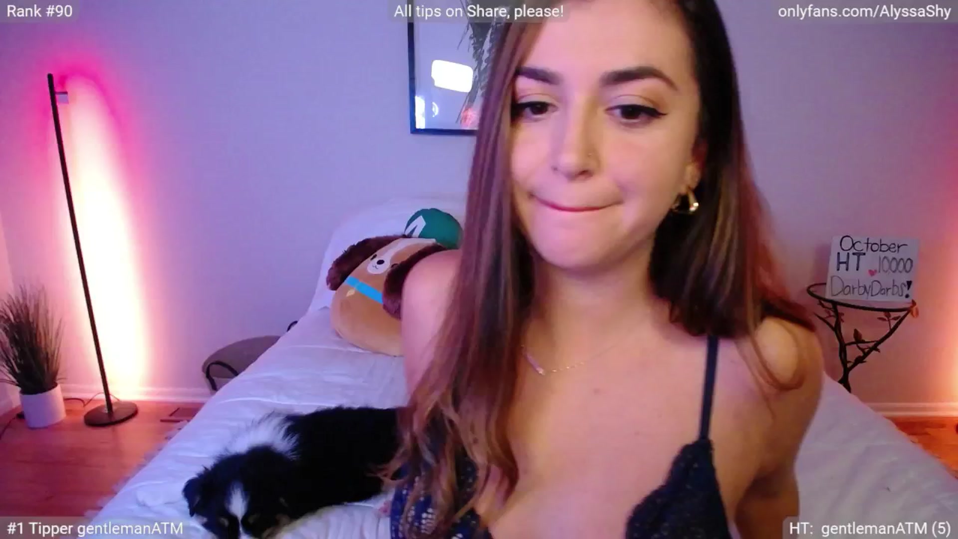 Gallery image thumbnail from AlyssaShy's myfreecams stream on, 10/30/2024, 23:37 image 2 of 20