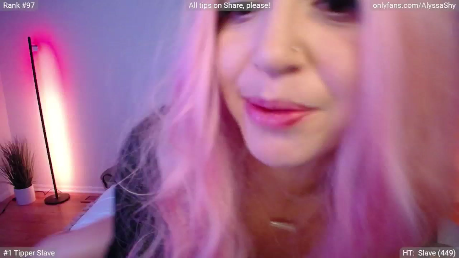 Gallery image thumbnail from AlyssaShy's myfreecams stream on, 11/01/2024, 24:04 image 10 of 20