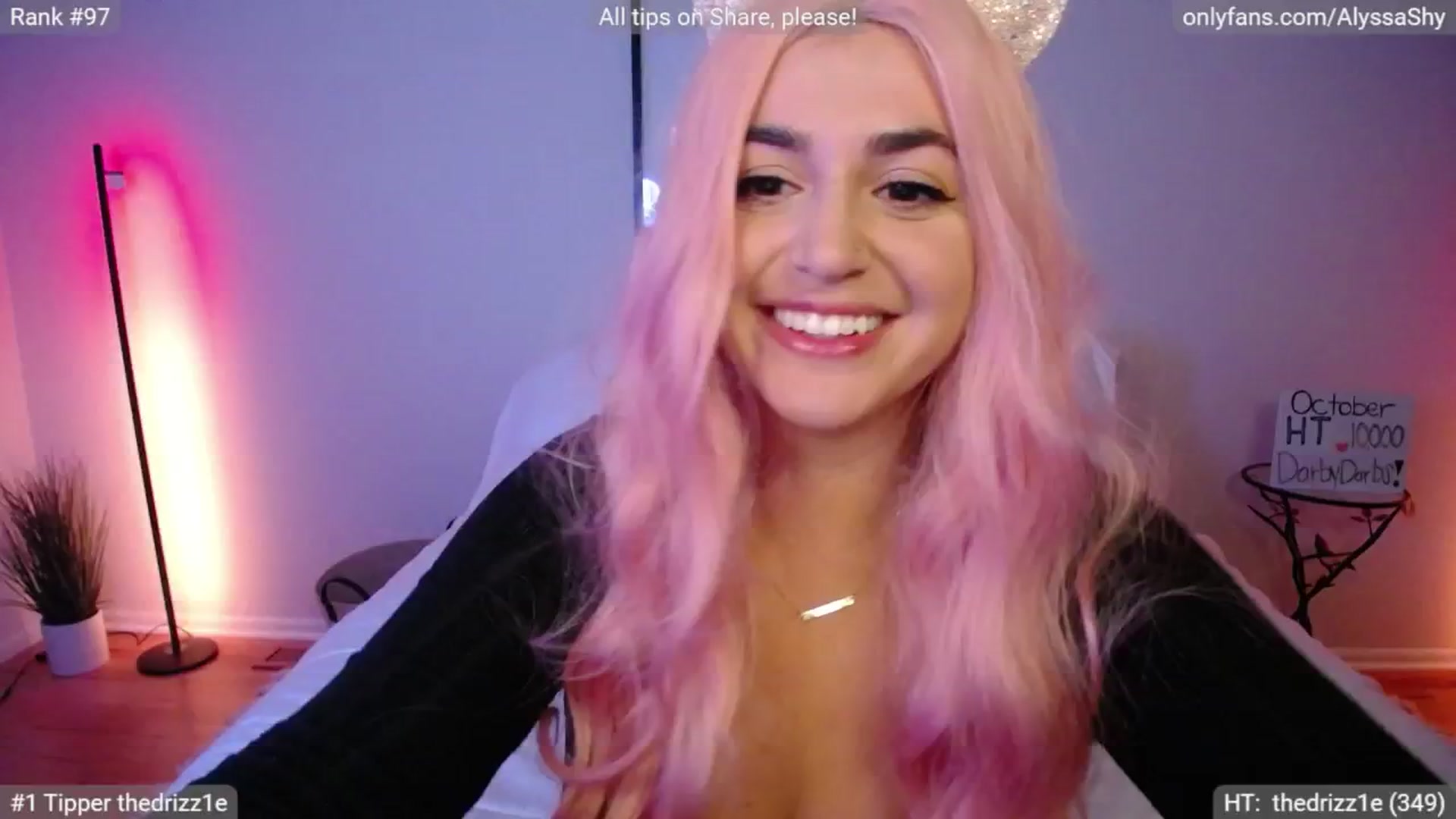 Gallery image thumbnail from AlyssaShy's myfreecams stream on, 11/01/2024, 24:04 image 8 of 20