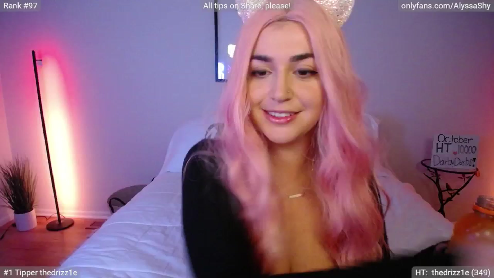 Gallery image thumbnail from AlyssaShy's myfreecams stream on, 11/01/2024, 24:04 image 7 of 20