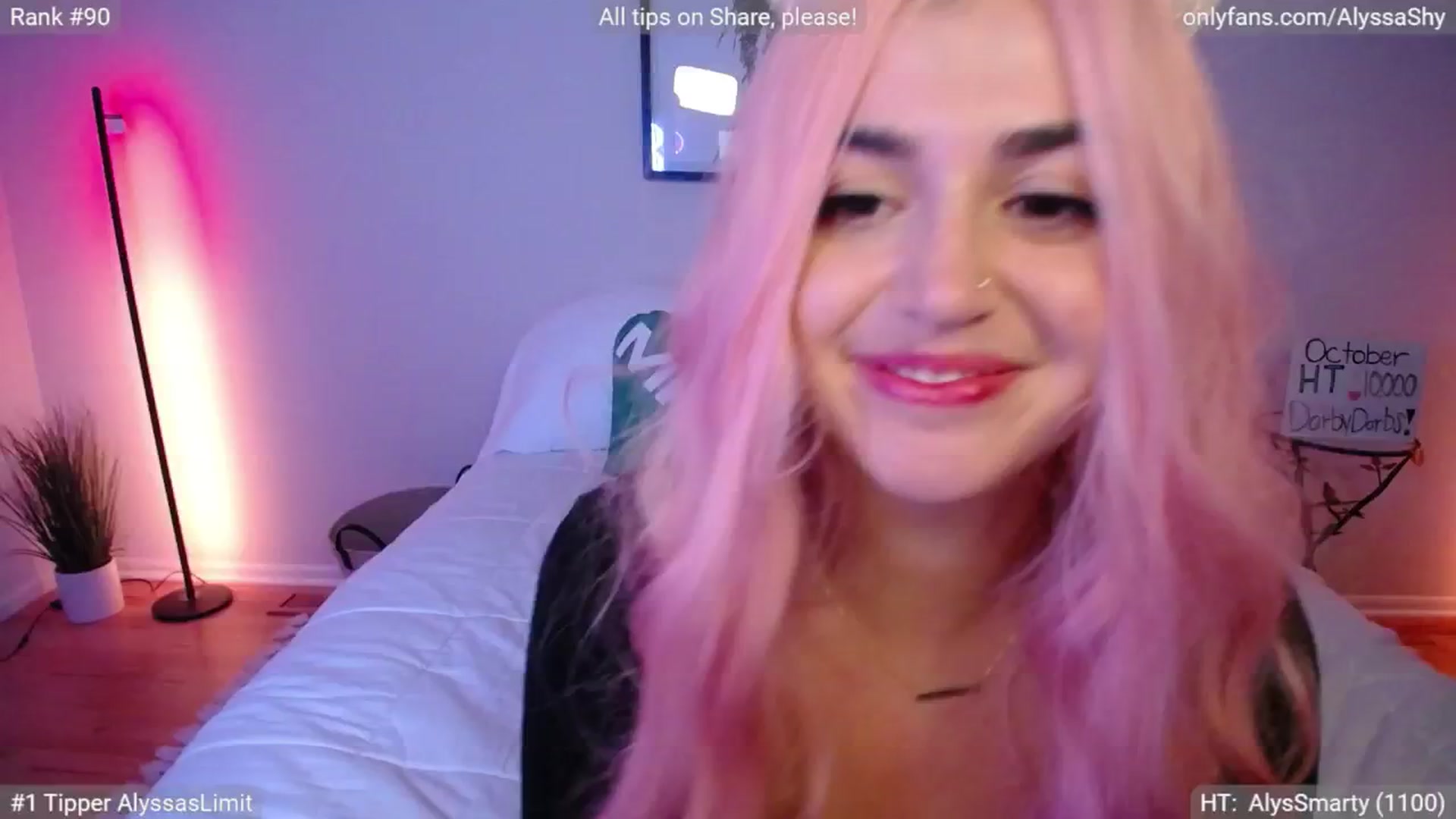 Gallery image thumbnail from AlyssaShy's myfreecams stream on, 11/01/2024, 04:00 image 17 of 20