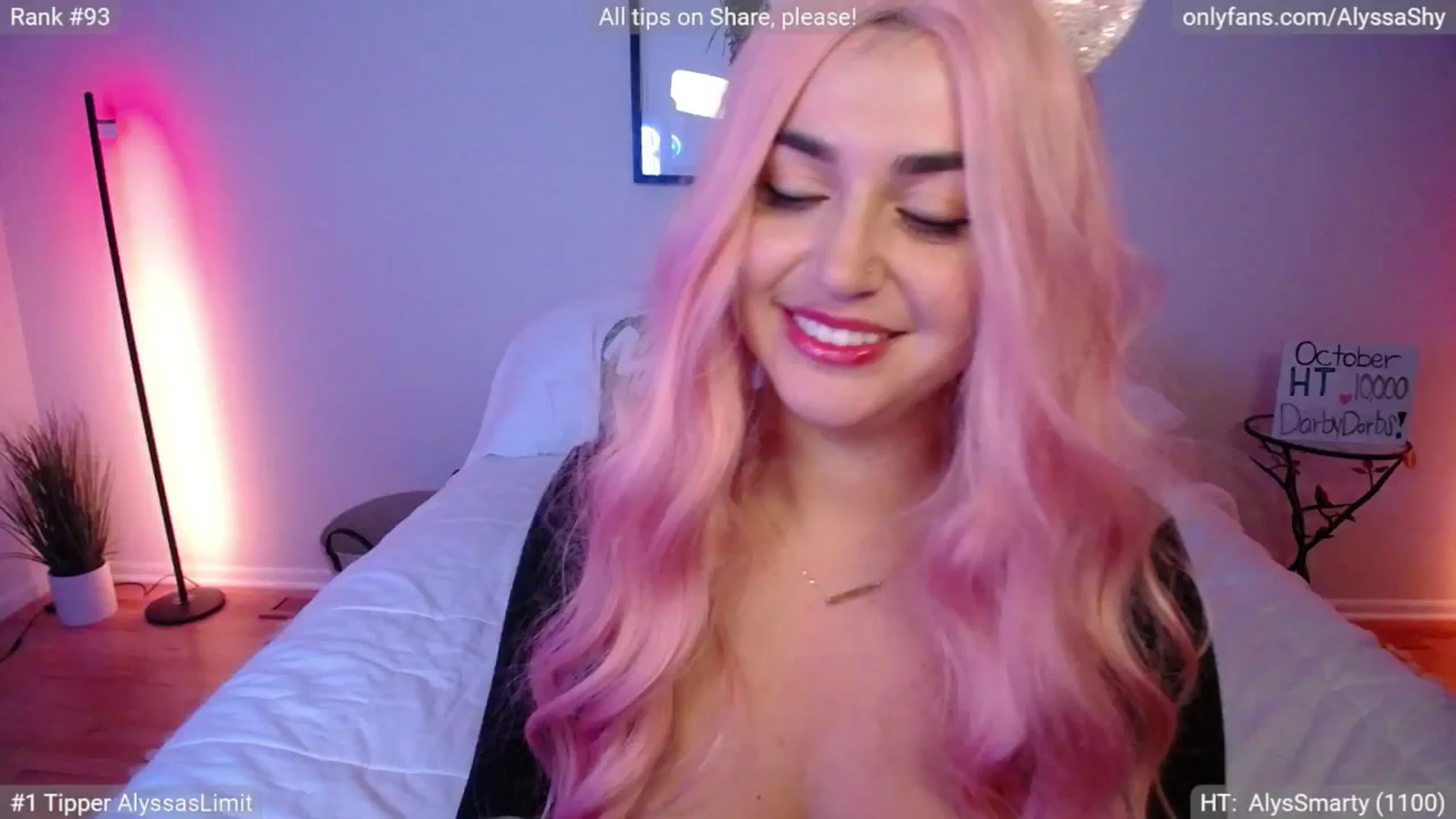 Gallery image thumbnail from AlyssaShy's myfreecams stream on, 11/01/2024, 04:00 image 12 of 20