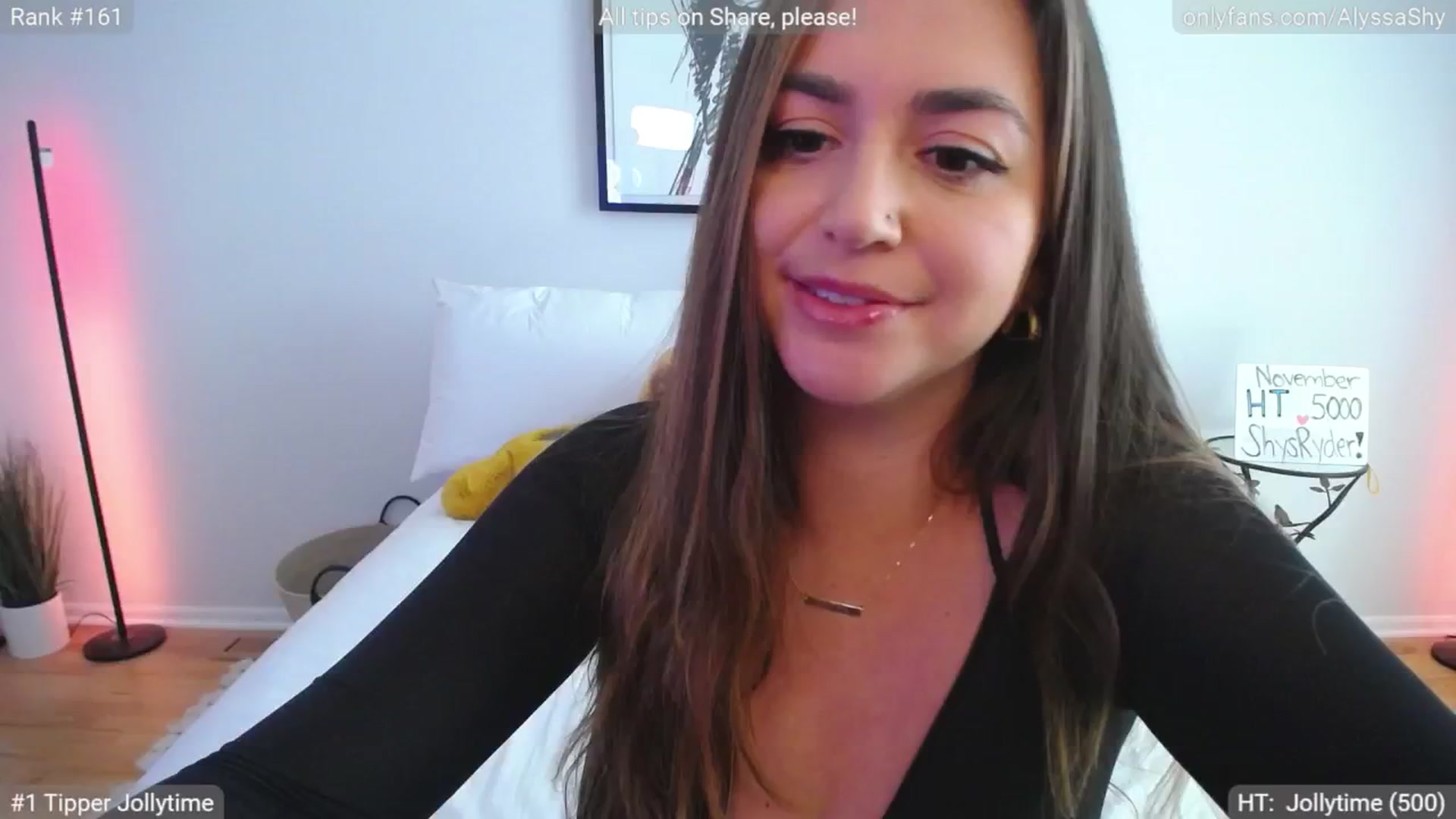Gallery image thumbnail from AlyssaShy's myfreecams stream on, 11/07/2024, 19:23 image 12 of 20