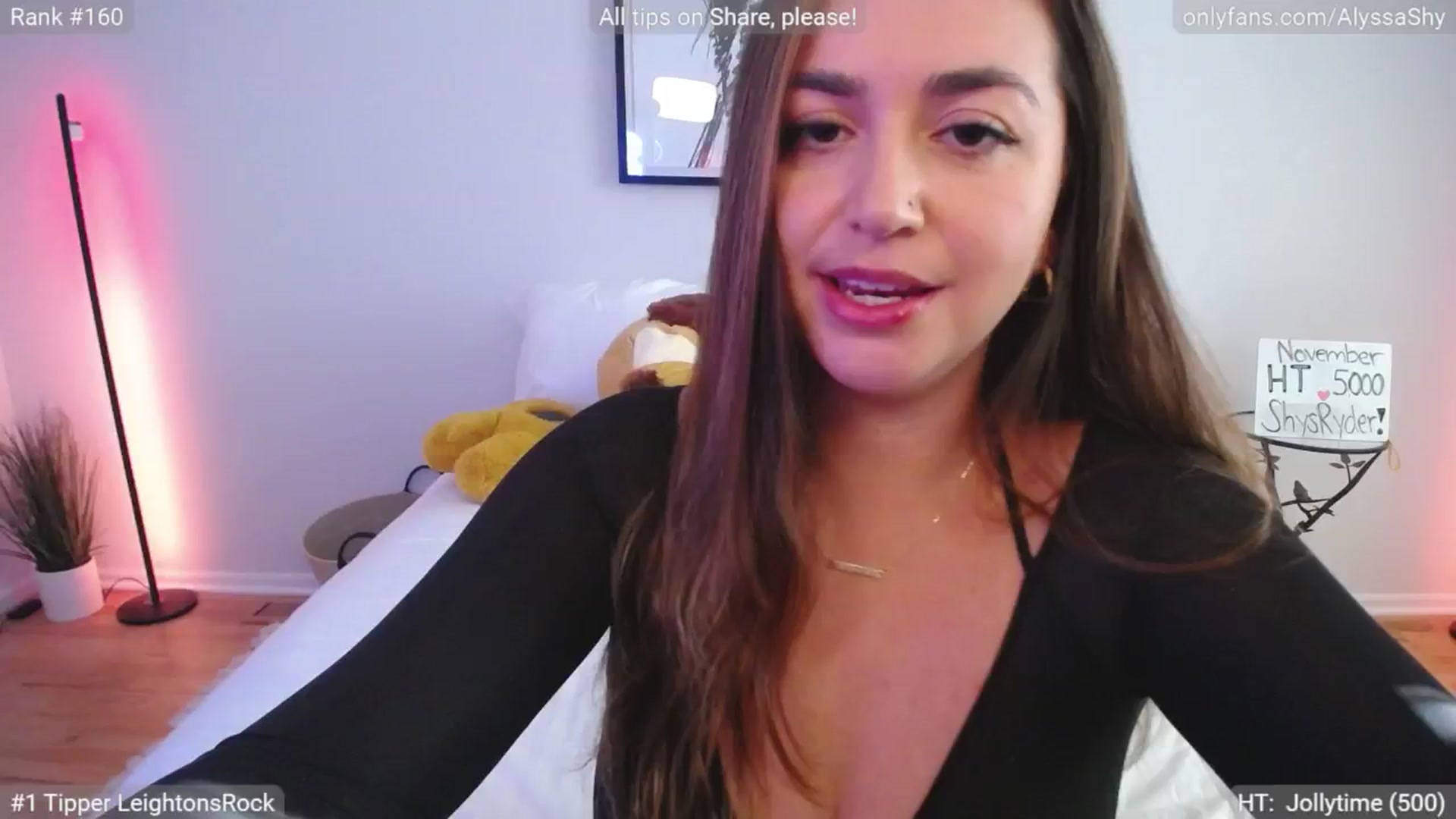 Gallery image thumbnail from AlyssaShy's myfreecams stream on, 11/07/2024, 20:58 image 14 of 20