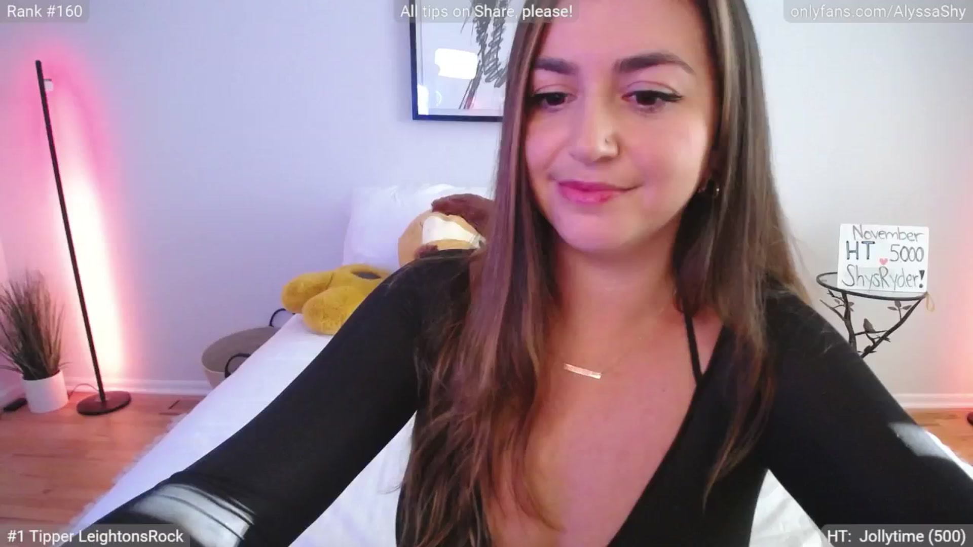 Gallery image thumbnail from AlyssaShy's myfreecams stream on, 11/07/2024, 20:58 image 17 of 20
