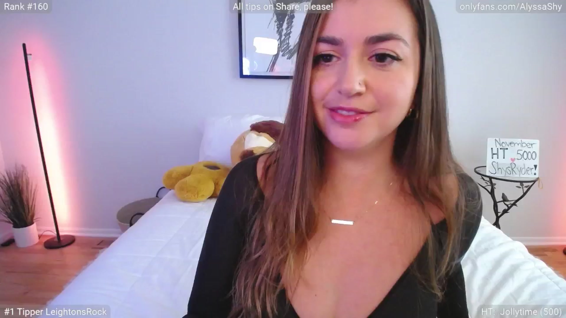 Gallery image thumbnail from AlyssaShy's myfreecams stream on, 11/07/2024, 20:58 image 7 of 20
