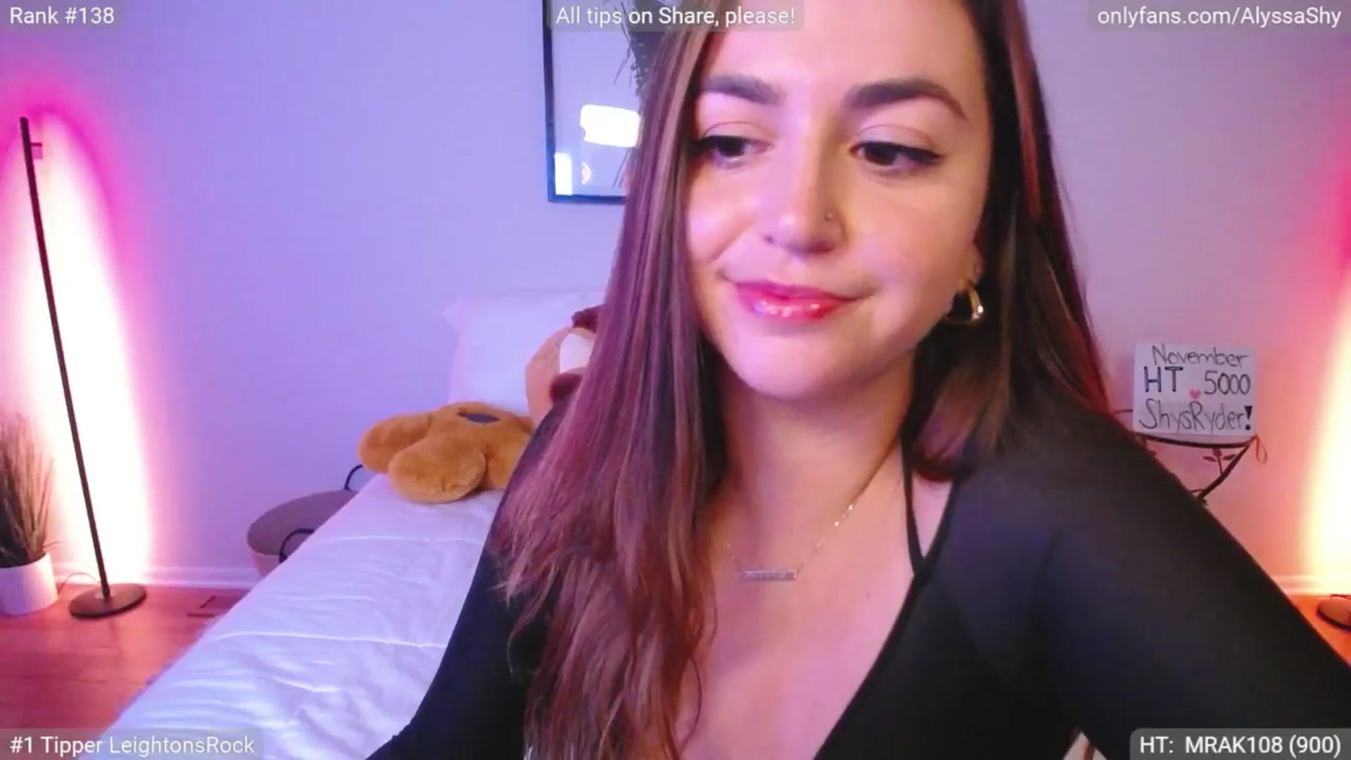 Gallery image thumbnail from AlyssaShy's myfreecams stream on, 11/07/2024, 22:54 image 13 of 20