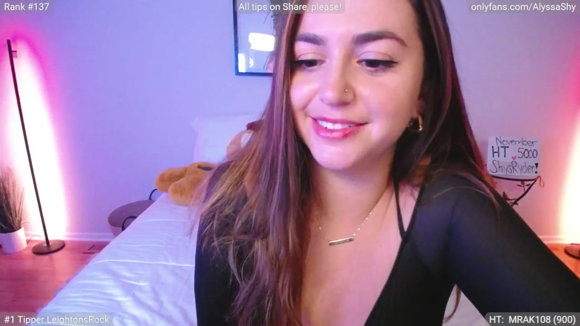 Gallery image thumbnail from AlyssaShy's myfreecams stream on, 11/07/2024, 22:54 image 19 of 20